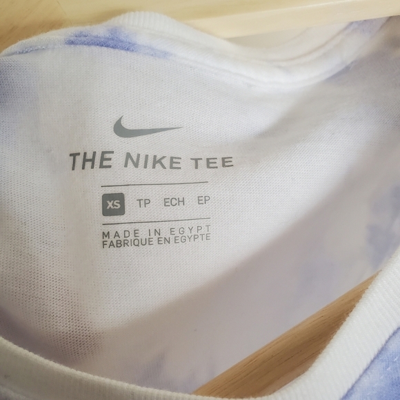 Nike‎ Womens Timby Tie Dye Tank Top Blue White Center Swoosh Sleeveless Workout - Picture 5 of 8